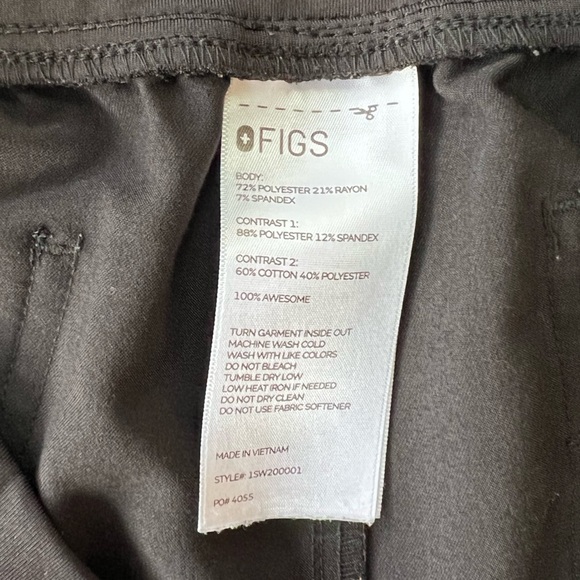 FIGS Zamora 2.0 Jogger Scrub Pants in Black, size 3XL/P - Picture 8 of 9